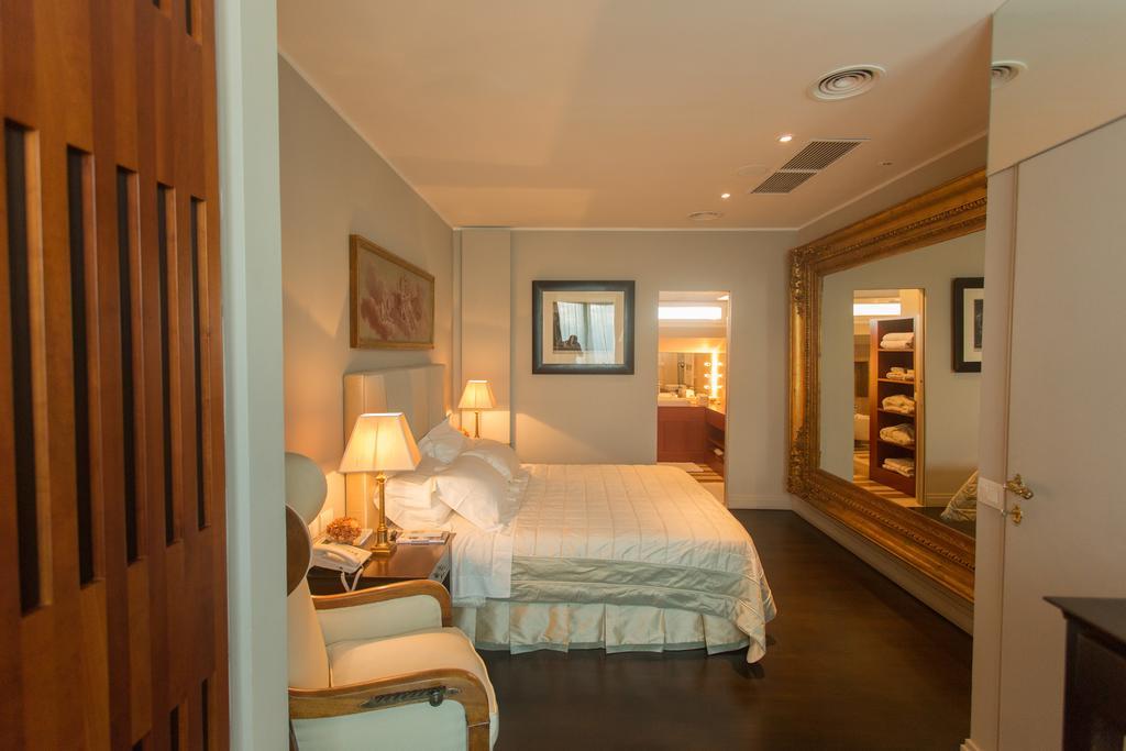 La Scelta Di Goethe - Luxury Suites Rome Exterior photo